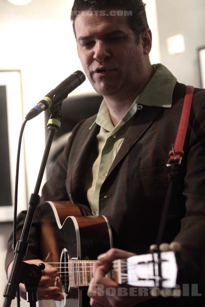BLOODSHOT BILL - 2015-02-27 - PARIS - La Maroquinerie (Cafe) - Derek Rogers